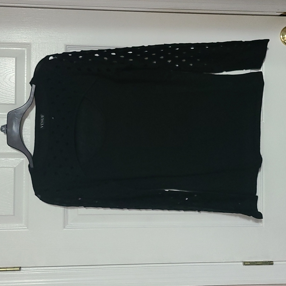 Black M Venus Sweater